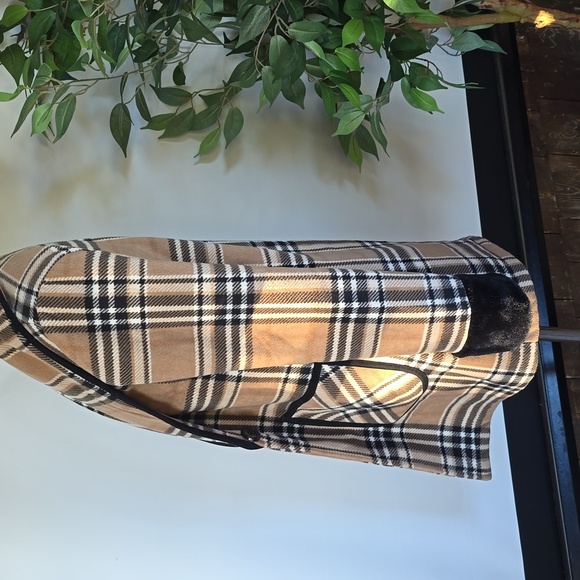 Plaid Shawl Collar Coat - Picture 3 of 9